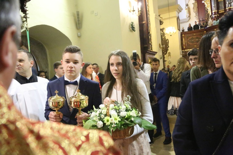 Bierzmowanie w Starym Sączu