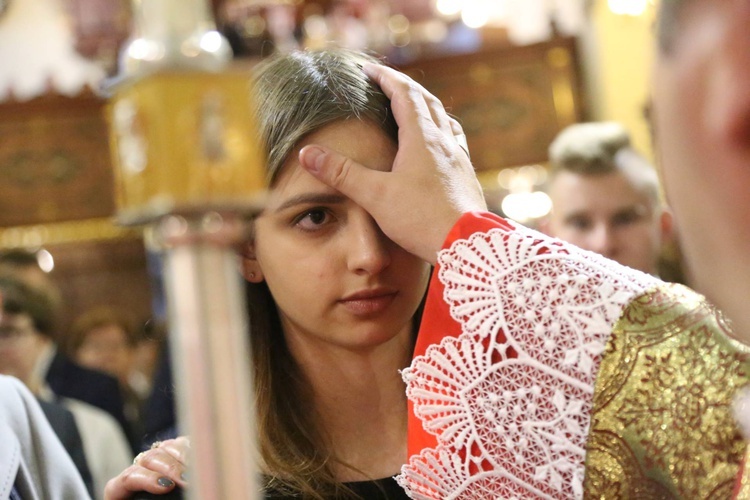 Bierzmowanie w Starym Sączu