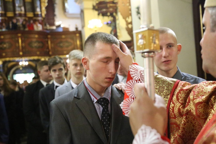 Bierzmowanie w Starym Sączu