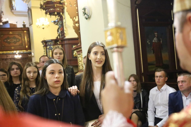 Bierzmowanie w Starym Sączu