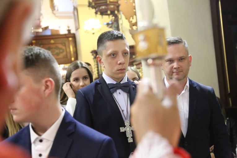 Bierzmowanie w Starym Sączu