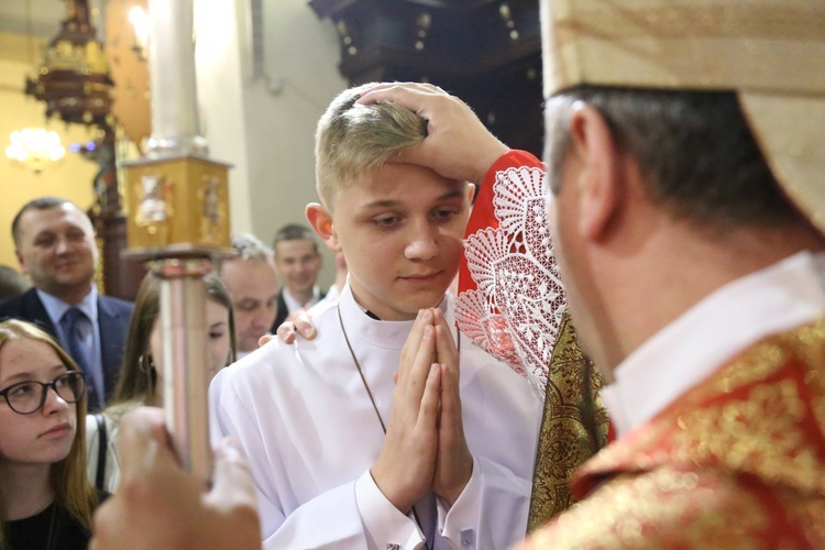 Bierzmowanie w Starym Sączu