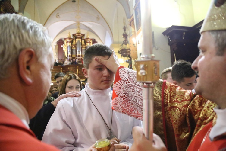 Bierzmowanie w Starym Sączu