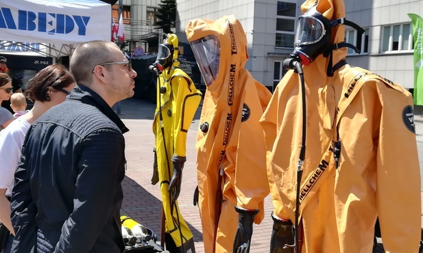 Katowice: premier Mateusz Morawiecki i wicepremier Beata Szydło na pikniku militarnym