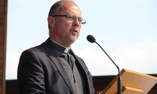 200 parafii przyjechało do Starego Sącza powitać św. Jana Pawła II