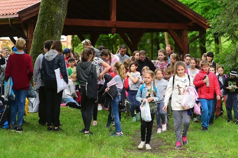 Pieniężno. VI Konkurs Plastyczny "Gdy myślę misje"