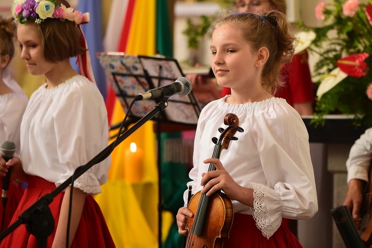 Pieniężno. VI Konkurs Plastyczny "Gdy myślę misje"