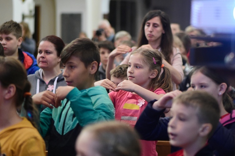 Pieniężno. VI Konkurs Plastyczny "Gdy myślę misje"