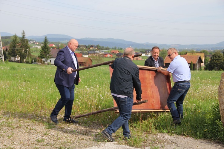 Rozpoczęcie budowy nowego kościoła w Nowym Sączu