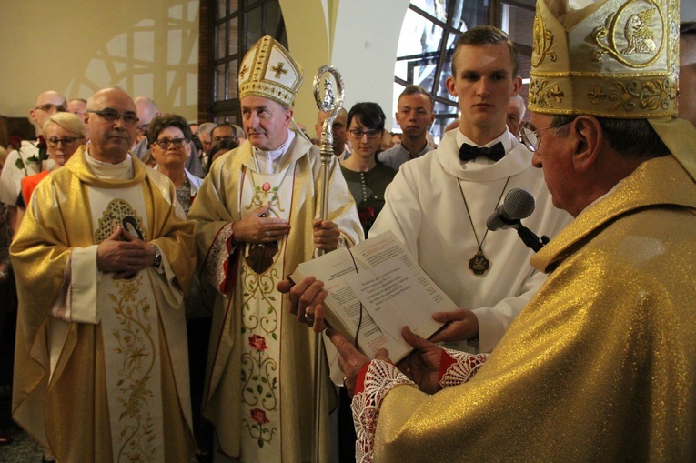 Ogłoszenie sanktuarium św. Rity w Nowym Sączu