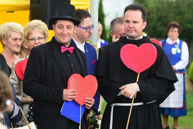 Ostróda. 25-lecie wspólnoty "Wiara i Światło"