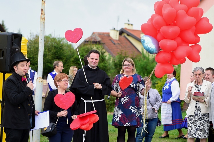 Ostróda. 25-lecie wspólnoty "Wiara i Światło"