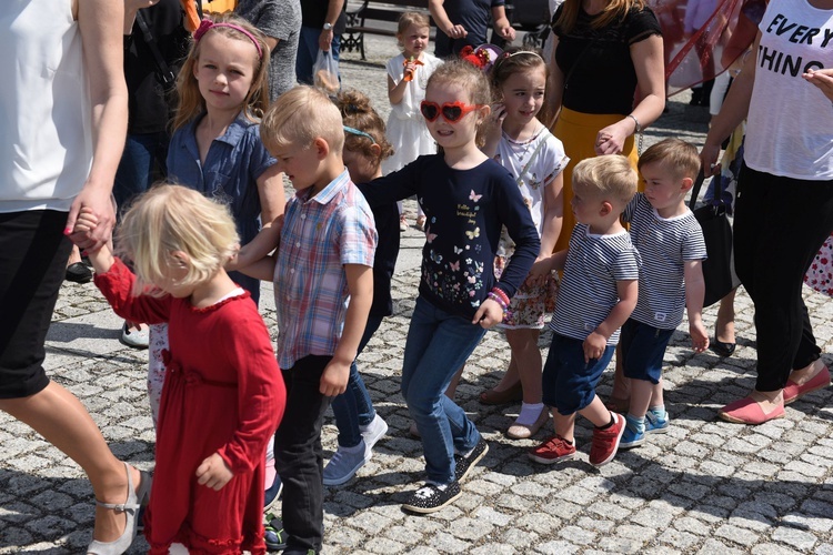 Brzeskie tańce dla Jana Pawła II i Lilli Sztyler