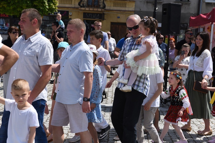 Brzeskie tańce dla Jana Pawła II i Lilli Sztyler