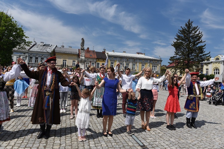 Brzeskie tańce dla Jana Pawła II i Lilli Sztyler