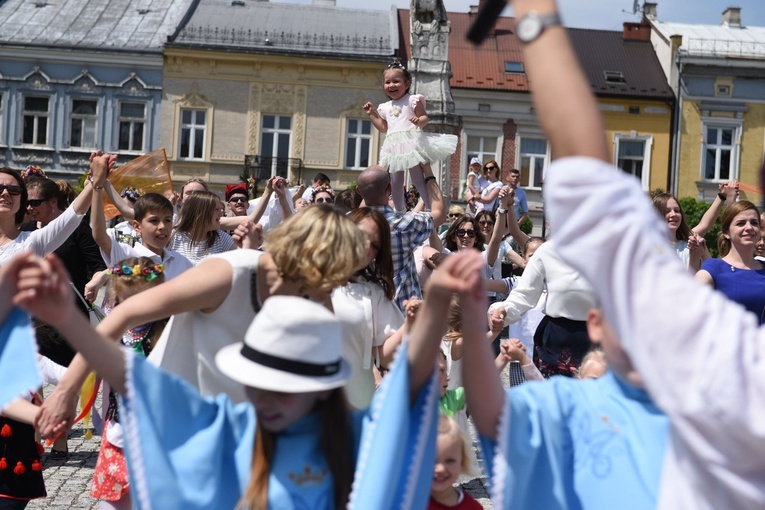 Brzeskie tańce dla Jana Pawła II i Lilli Sztyler