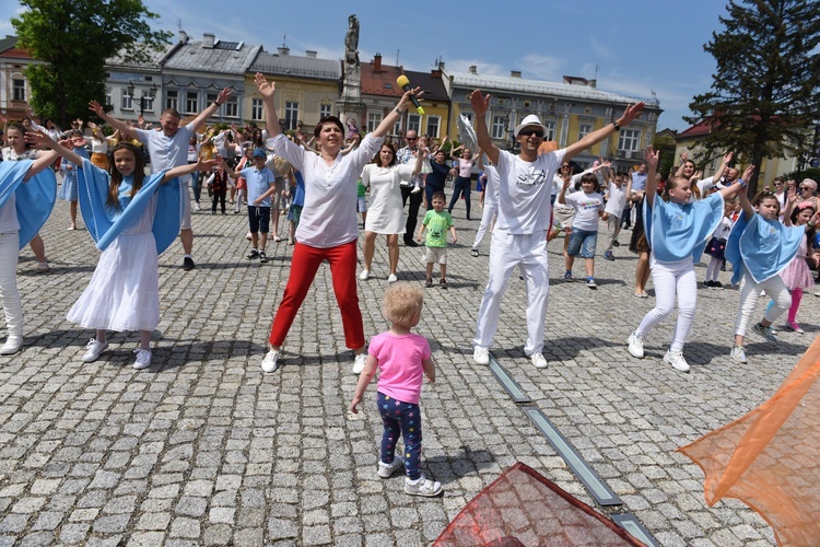 Brzeskie tańce dla Jana Pawła II i Lilli Sztyler