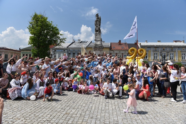 Brzeskie tańce dla Jana Pawła II i Lilli Sztyler