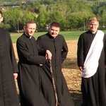 Siewcy Słowa - specjalna sesja zdjęciowa neoprezbiterów wrocławskich