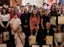 Laureaci konkursów wiedzy teologicznej odebrali już nagrody