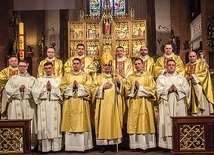 Biskup radził diakonom, by zwracali się o pomoc do świętych.