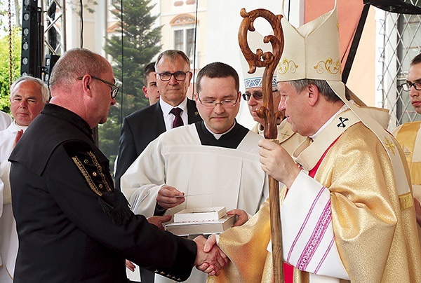 Metropolita wrocławski od początku swojej posługi na Dolnym Śląsku działa na rzecz jednoczenia środowiska pracodawców i przedsiębiorców.