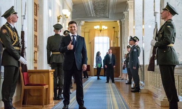 Prezydent Zełenski rozwiązał parlament i wyznaczył wybory na 21 lipca