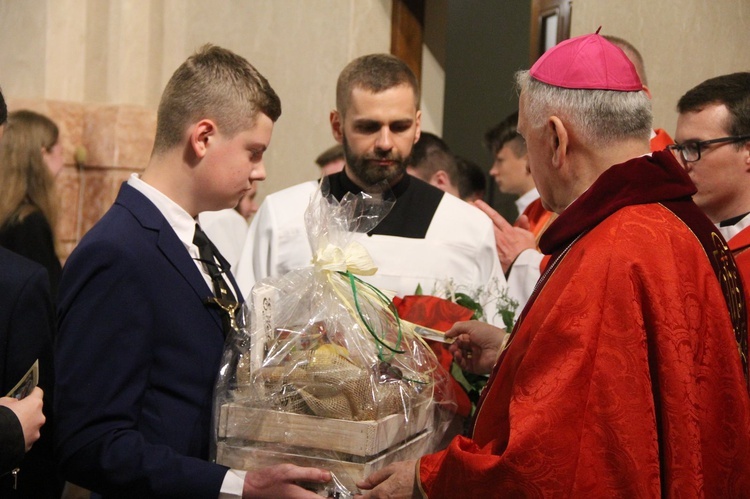 Bierzmowanie w Dąbrowie Tarnowskiej, cz. 1