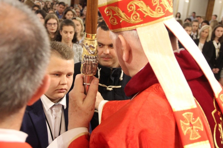 Bierzmowanie w Dąbrowie Tarnowskiej, cz. 1