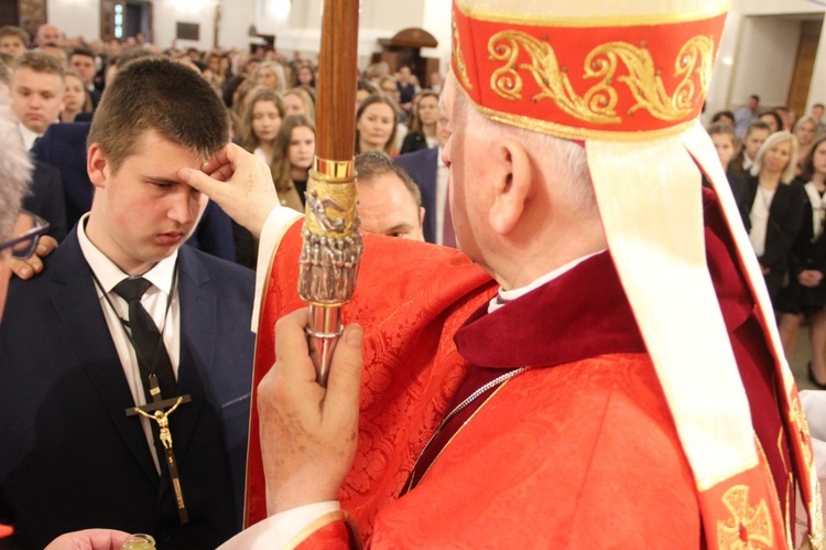 Bierzmowanie w Dąbrowie Tarnowskiej, cz. 1