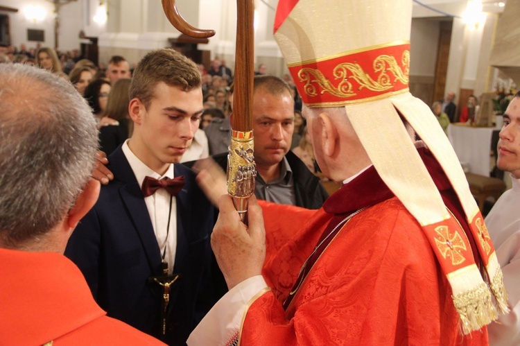 Bierzmowanie w Dąbrowie Tarnowskiej, cz. 2