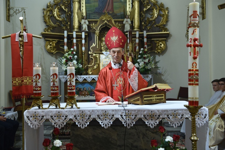 Bierzmowanie w Samocicach