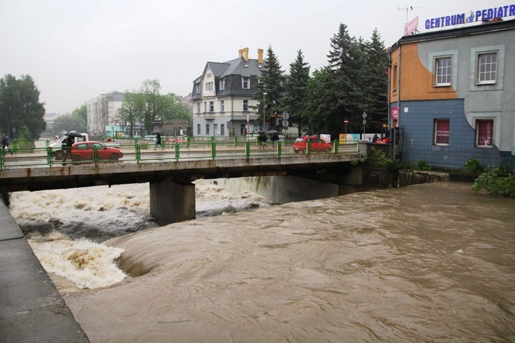 Alarm przeciwpowodziowy: Białka w centrum Bielska-Białej - 23 maja 2019 r.