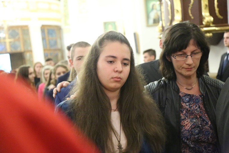 Bierzmowanie w Oleśnie