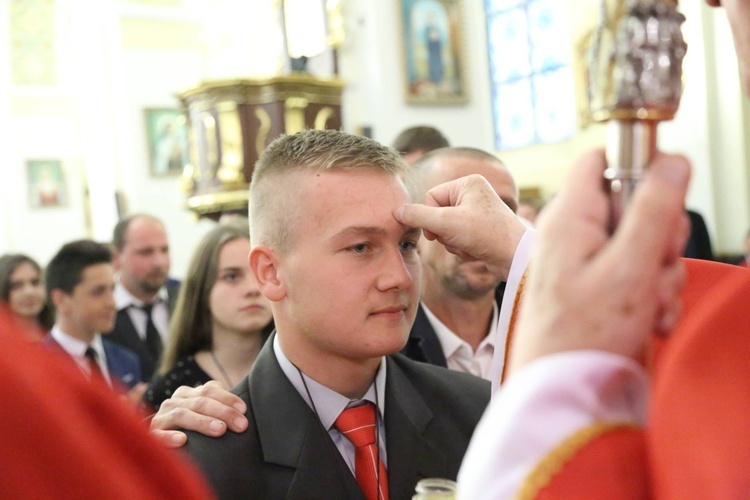 Bierzmowanie w Oleśnie