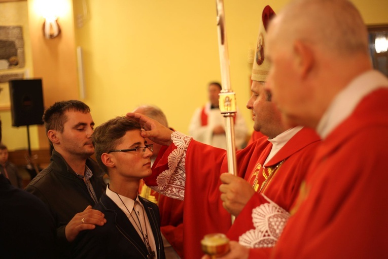 Bierzmowanie w Niedomicach