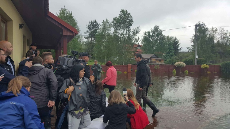 Premier odwiedził podtopione tereny na Podkarpaciu 