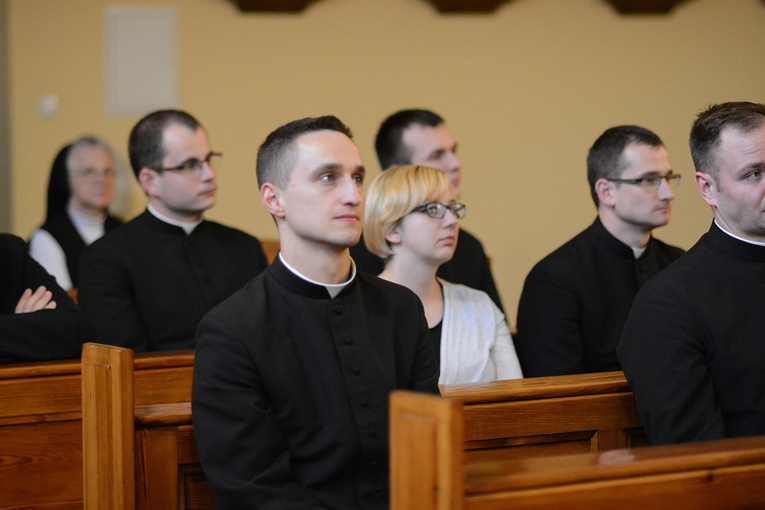 Opole. Czuwanie w intencji powołanych