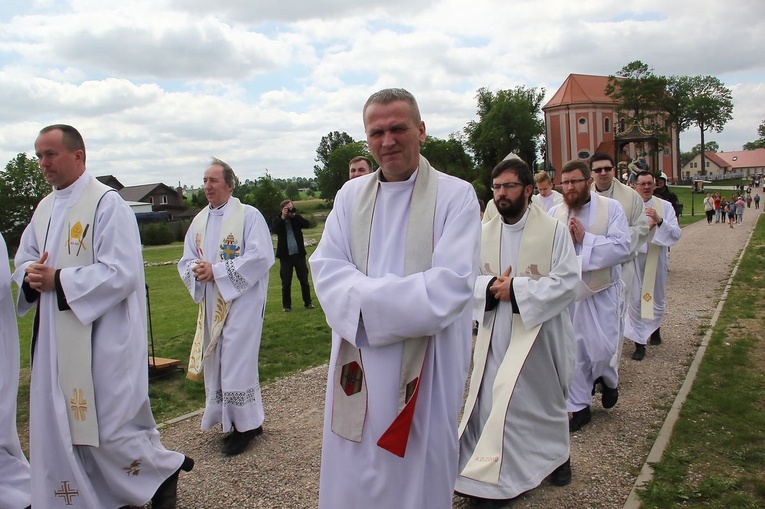 Diecezjalny Dzień Dziecka w Skrzatuszu cz. 2