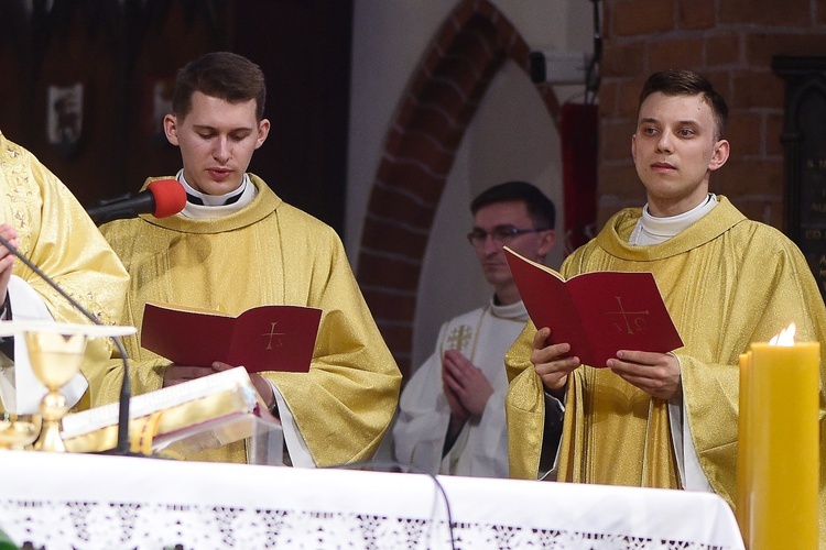 Święcenia prezbiteratu w konkatedrze św. Jakuba w Olsztynie