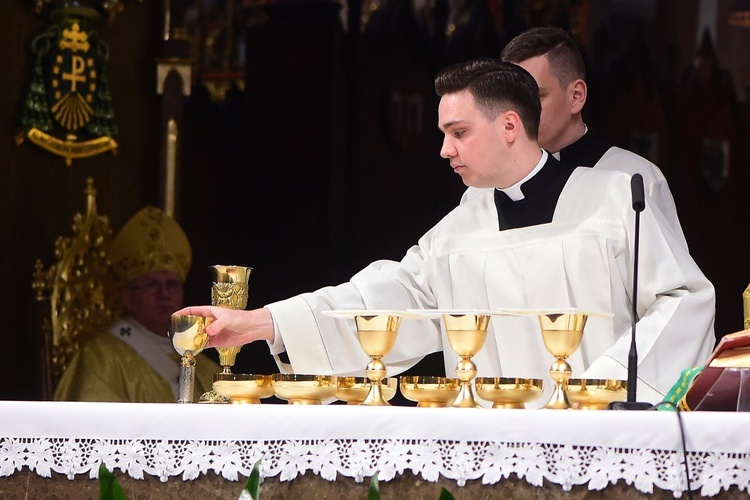 Święcenia prezbiteratu w konkatedrze św. Jakuba w Olsztynie