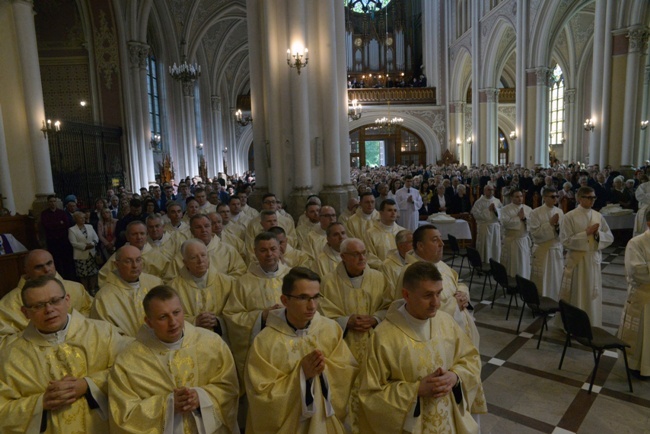 Święcenia kapłańskie w radomskiej katedrze