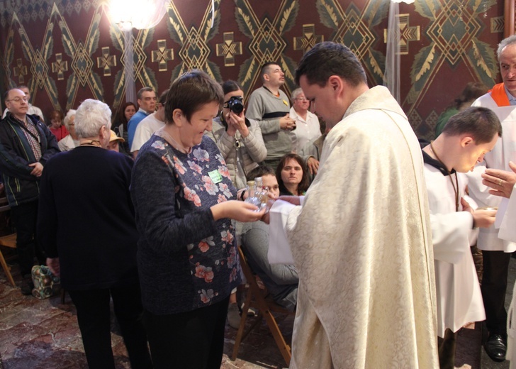 Pielgrzymka wspólnot "Wiara i Światło" do Wieliczki