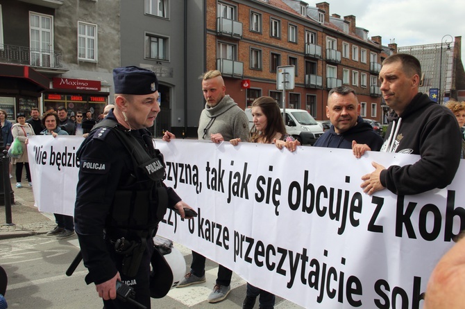 Marsz LGBT i kontrmanifestacje w Gdańsku