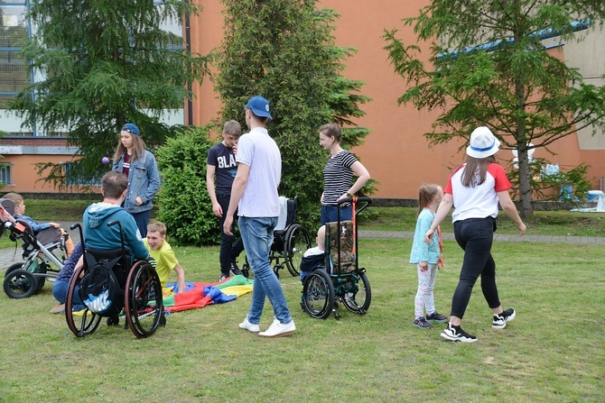 Opole. Piknik wSPAniałych mam