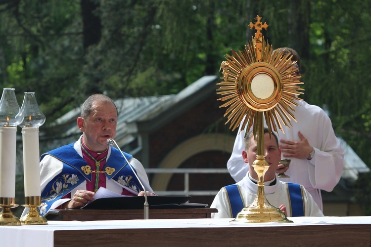 Pielgrzymka Piekarska, część 4 - nabożeństwo majowe