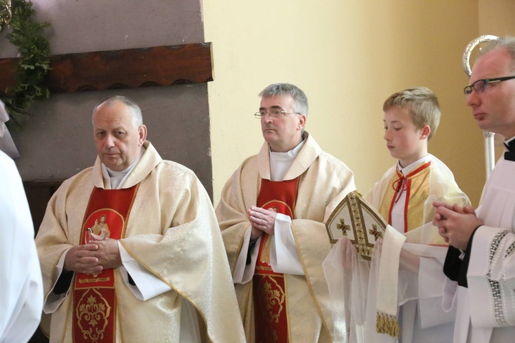 Poświęcenie ołtarzy w Jodłowej Górnej