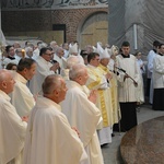 Opole. Msza św. za zmarłego biskupa Jana Bagińskiego