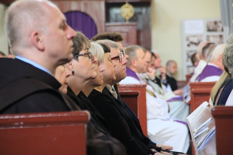 Uroczystość pogrzebowa biskupa Jana Bagińskiego