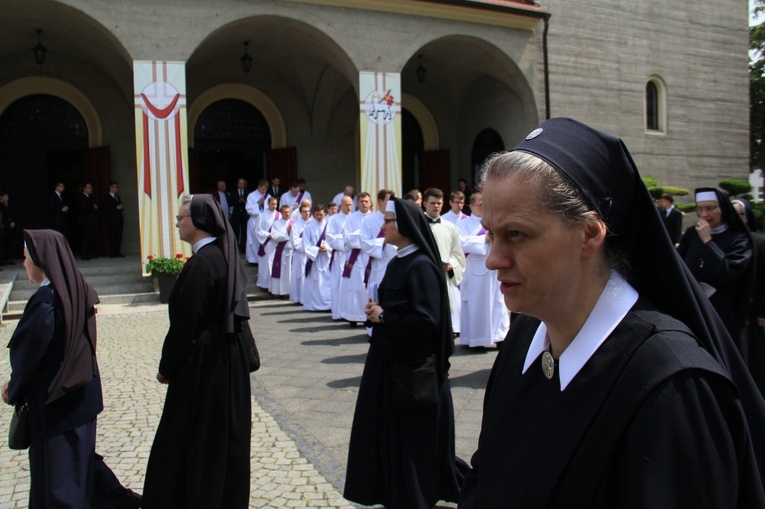 Uroczystość pogrzebowa biskupa Jana Bagińskiego